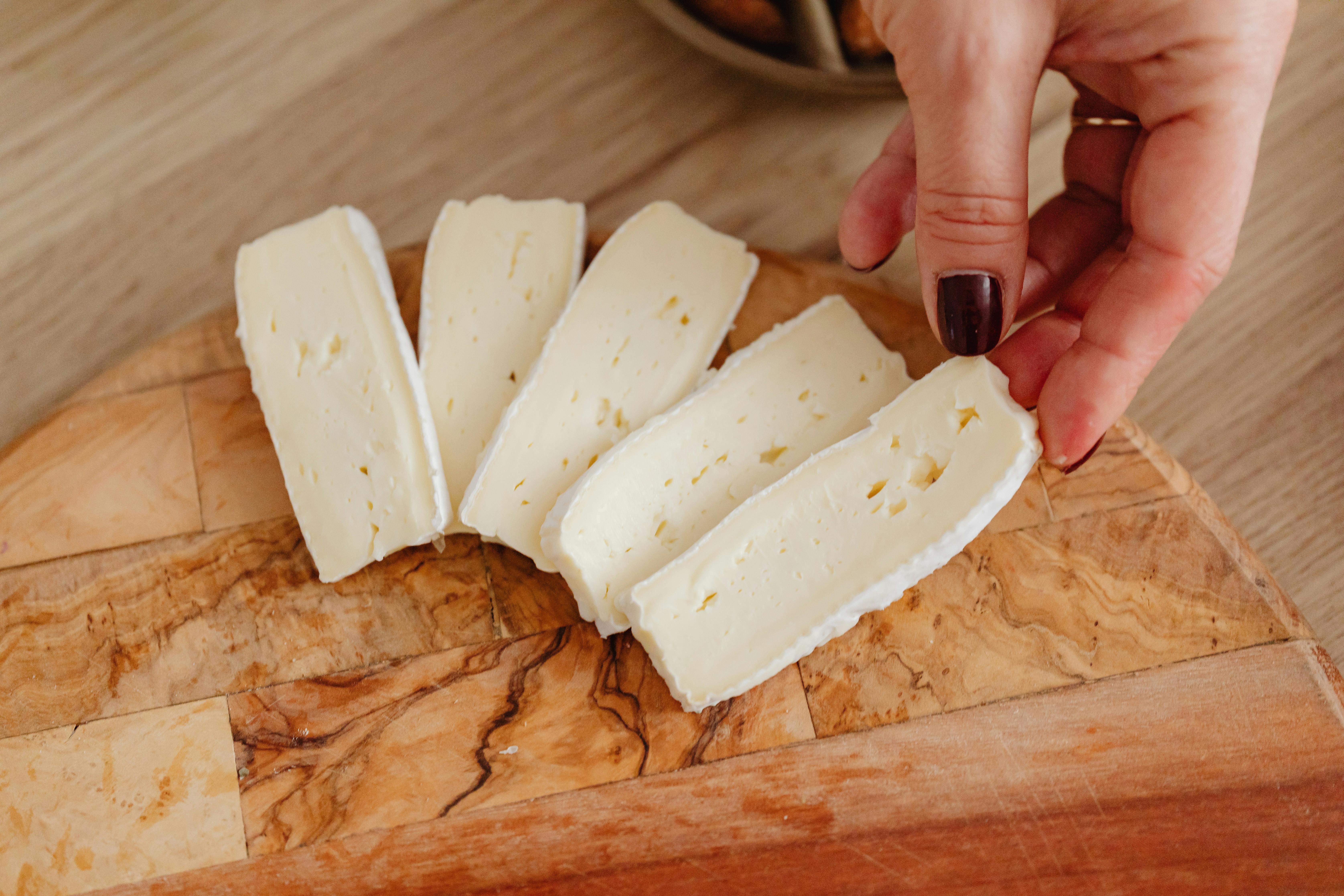 CAMEMBERT AND FETA CHEESE WORKSHOP